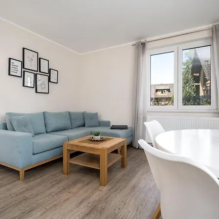 Strandhaus-4-eg דירה