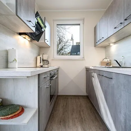 Strandhaus-4-eg דירה