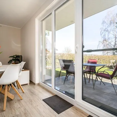 Strandhaus-4-eg דירה *